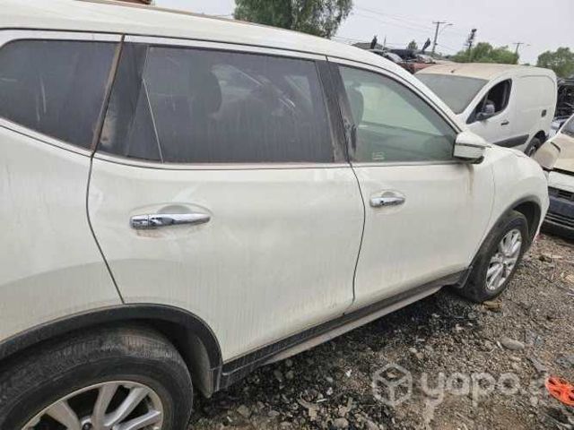 Puerta nissan xtrail 2019