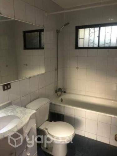 Se arrienda casa en condominio