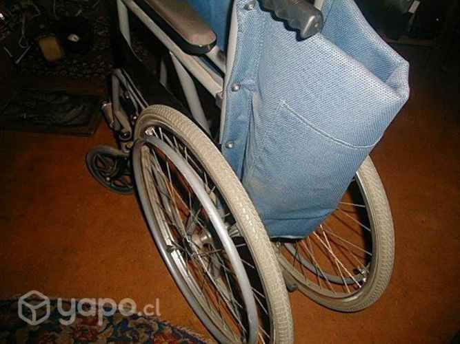 Silla de ruedas plegable