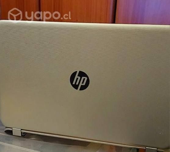 Notebook HP Pavilion con detalles