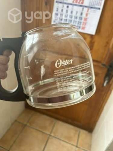 Jarra Oster 12 tazas