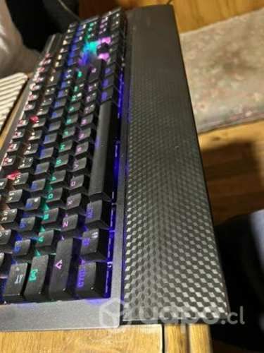 Teclado mecánico led