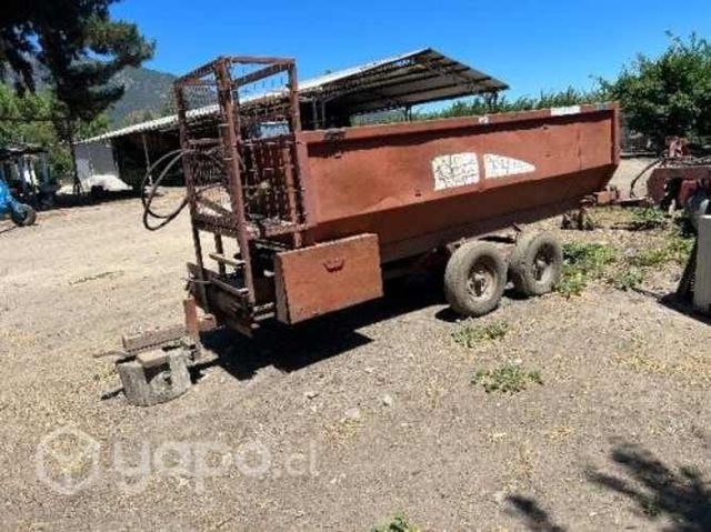 Carro reparto guano abono