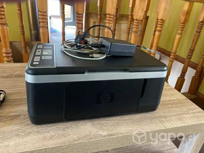 Impresora marca HP modelo Deskjet F4180