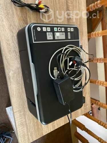 Impresora marca HP modelo Deskjet F4180