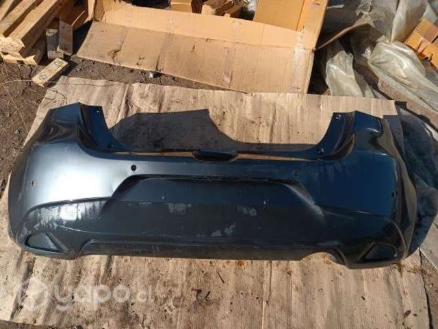 Parachoques Trasero Mazda 2 2015 al 2022
