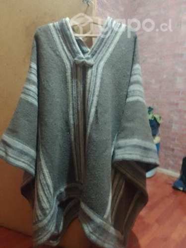 Poncho enguinchado