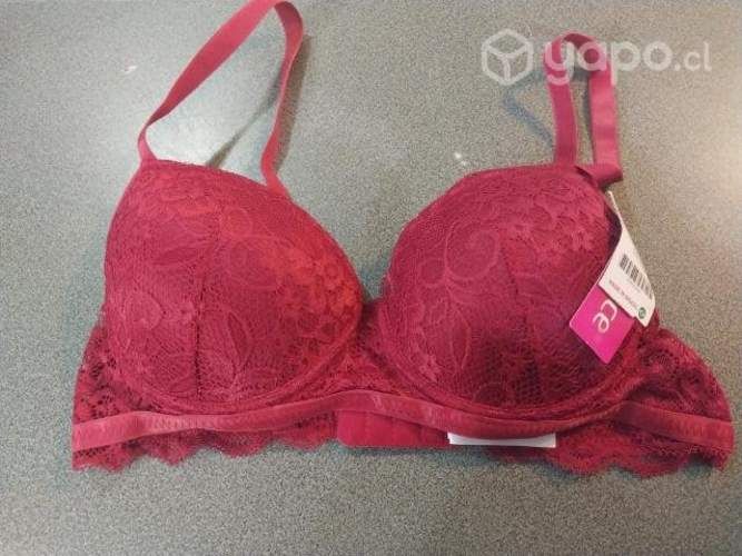 Ropa interior brasileña