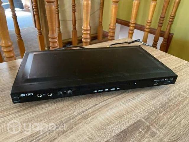 DVD player casi nuevo marca IRT
