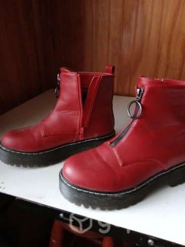 Botines rojo caña alta, número 36