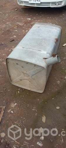 Estanque para petróleo