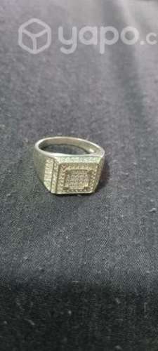 Anillo de plata