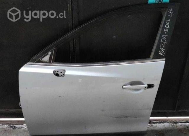 Puerta delantera izquierda mazda 3