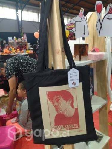 Bolsos personalizados y más