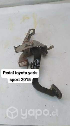 Pedales Toyota Yaris sport desarmaduría año 2015 i