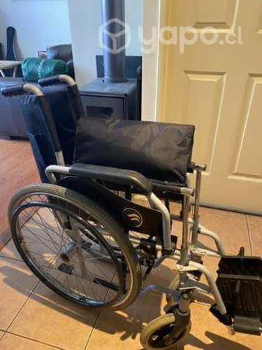 Silla de ruedas Breezy poco uso