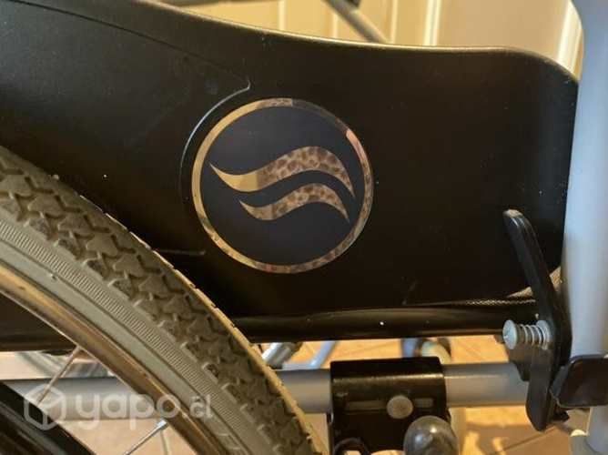 Silla de ruedas Breezy poco uso