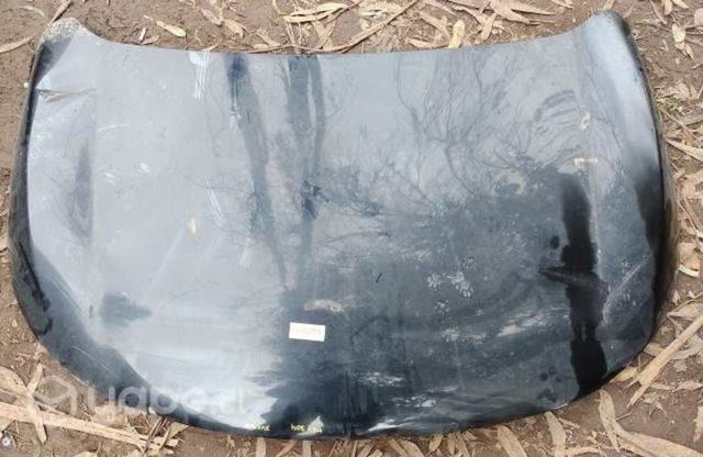 Capot Detalle (MXV304) Mahindra XUV500 2.2 Diesel