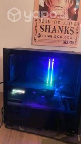 Pc gama media alta en perfecto estado