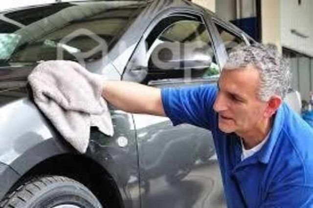 Lavador y Movilizador de Autos (Licencia B)