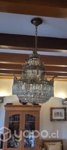 Lampara de bronce y lagrimas