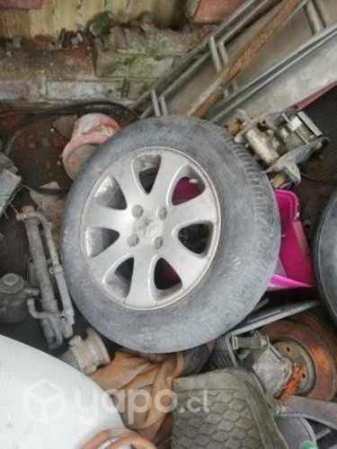 Llanta de peugeot