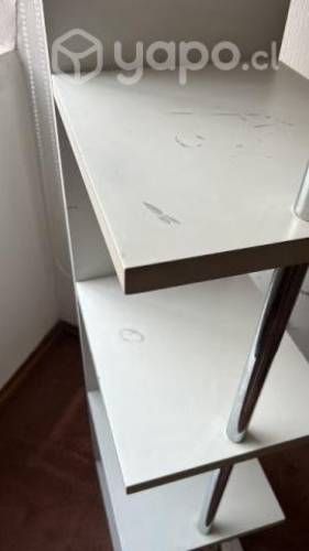 Repisa blanca de melamina