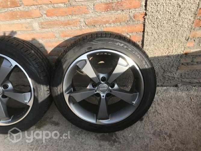 Llantas MOMO Reds aro 18