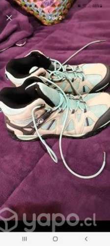 Zapatillas casi nuevas