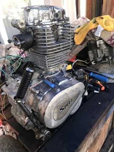 Motor 200 cc