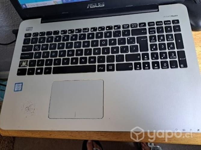 LAPTOP Asus modelo K555U