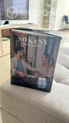 Hervidor nuevo en caja