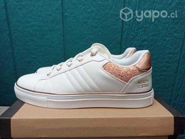 Zapatillas blancas North Star (1 uso)