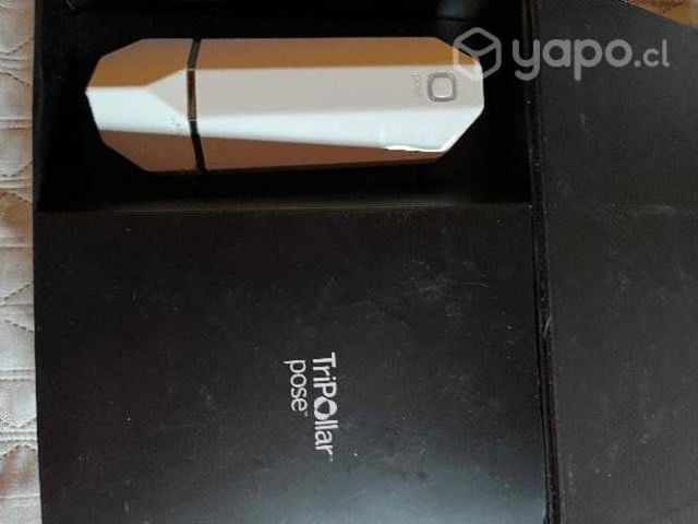 máquina corporal tripollar pose