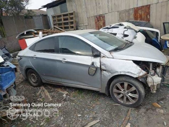 Luneta hyundai accent rb
