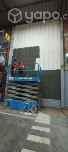 Arriendo elevador de tijera 12 mts altura