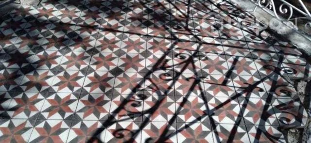 Maestro de instalación y pulidos de baldosas