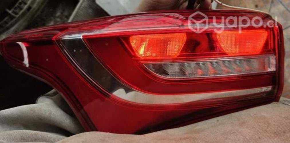 Foco costado izquierdo Joteur X70 reparado funcion