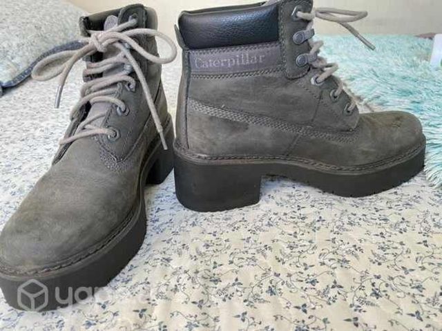 Bototo Caterpillar, apto para la lluvia