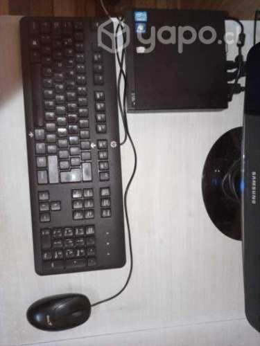 Lenovo Thinkcentre M72e Tiny