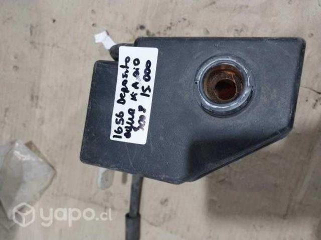 Deposito de agua kia rio 2008