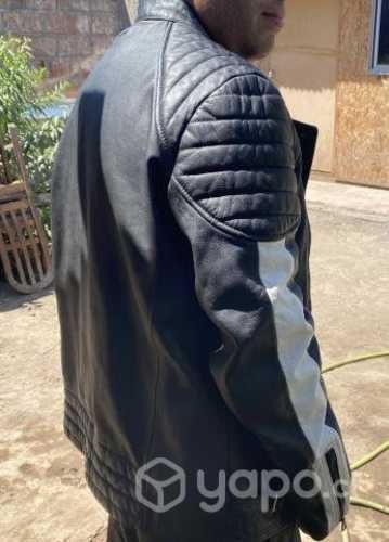 Chaqueta de cuero rider My Kingdom Mossimo Talla L