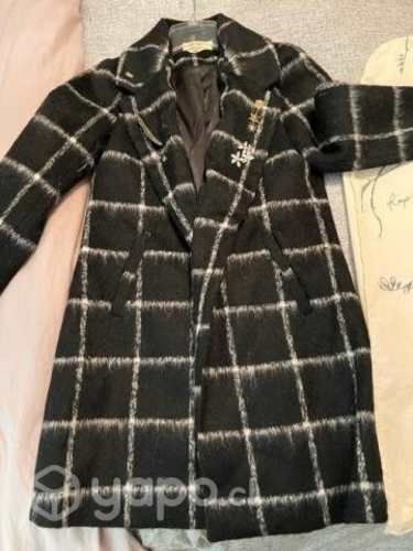 Abrigo NUEVO lana y polyester marca RAPSODIA
