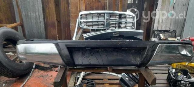 Np300 parachoque trasero original