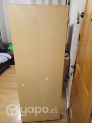 Mueble excelente estado.