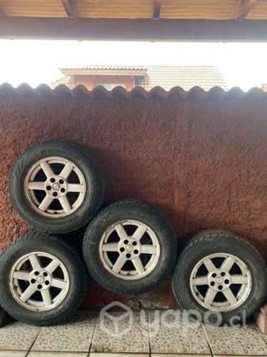 Neumáticos más llantas jeep 245/65R17