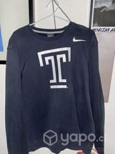 Poleron Nike negro Talla M