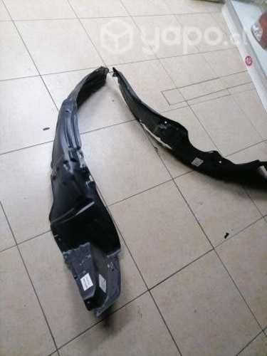 Toyota new yaris guardafangos