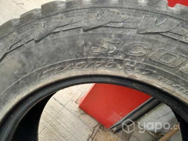 Neumaticos LT 245/70 R17