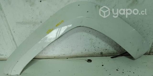 Moldura Pasá Rueda Delantera Izq Volkswagen Amarok